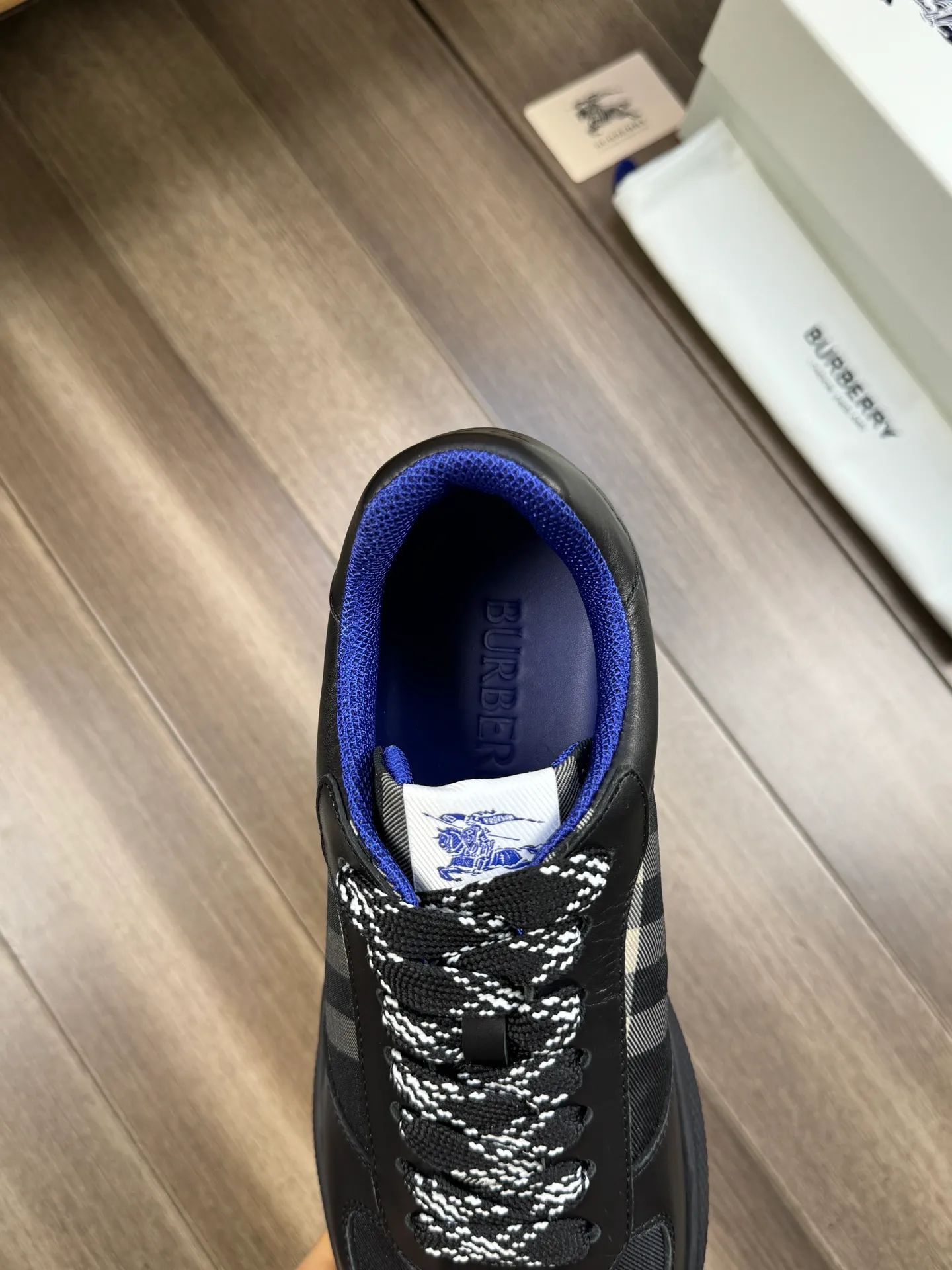 p380💰Men's shoes [BURBERRY] Burberry - High-end quality original order 🔍🔍🔍 - Upper: imported 🔝 Napa calfskin, brand totem cloth, tongue brand cloth label - Lining: canvas lining, - Outsole: rubber; two-color molded outsole - Ultra-high quality control·Fine workmanship: highlighted (high-end·luxury·grade) -Size : 38-44 (45 for men, can be customized)
